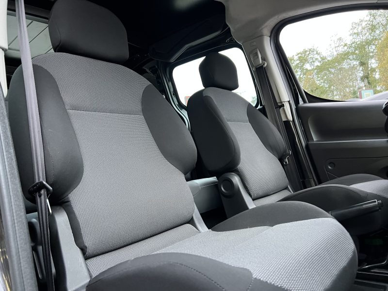 CITROEN BERLINGO II PHASE 3 CABINE APPROFONDIE XL 1.6 HDI 100 / 5 PLACES GPS CARPLAY - GARANTIE 1 AN