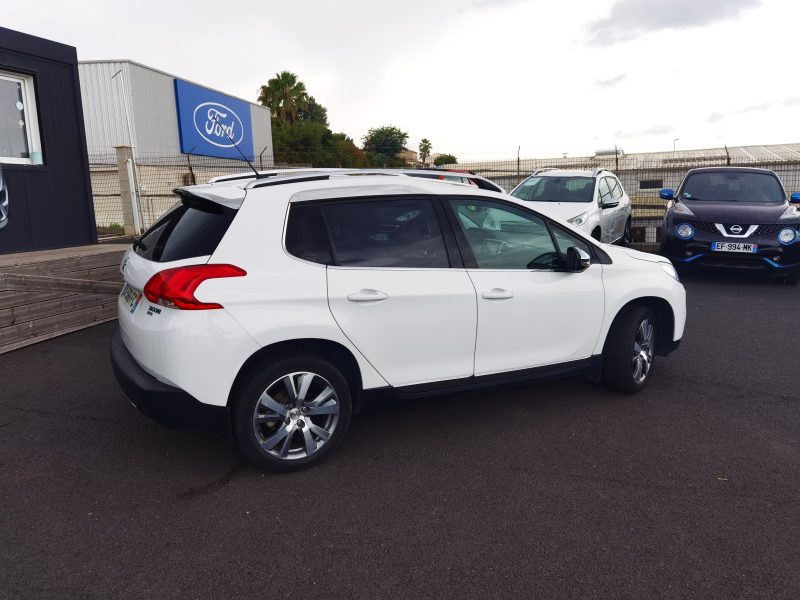 PEUGEOT 2008 1.2 ALLURE 130ch