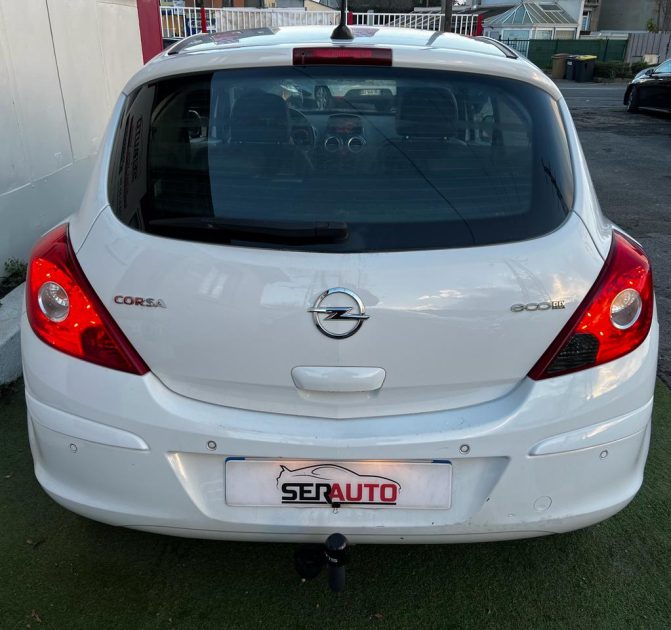 OPEL CORSA D 2011