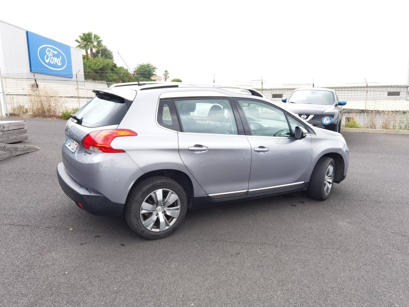 PEUGEOT 2008 1.6 e-HDI ALLURE
