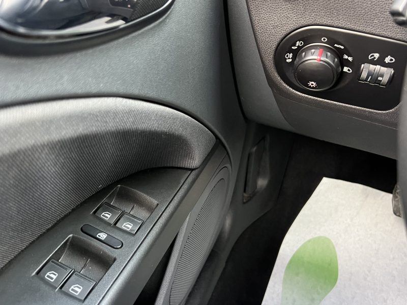 SEAT LEON II 1.9 TDI 105 Cv 68 300 Kms / 1ERE MAIN ORIGINE FRANCE - GARANTIE 1 AN