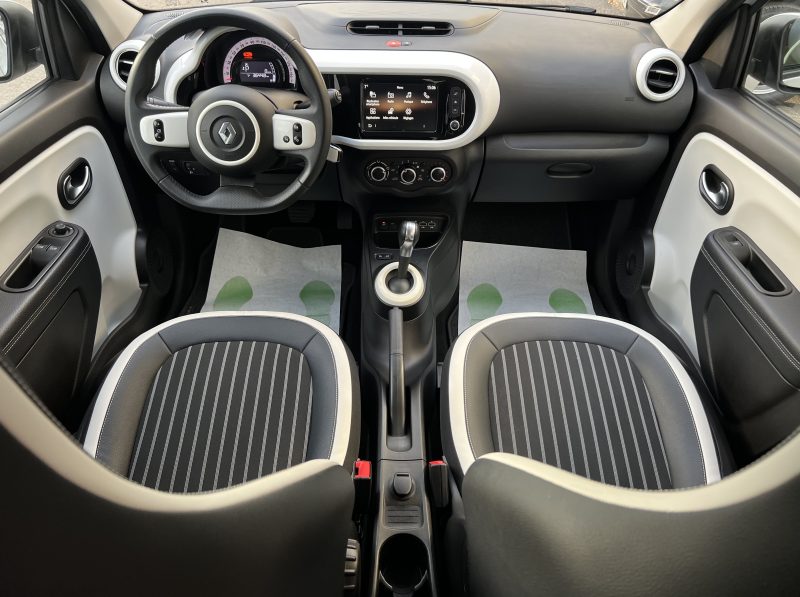 RENAULT TWINGO III PHASE 2 INTENS 0.9 TCE 95 1ERE MAIN BOITE AUTOMATIQUE APPLE CARPLAY Garantie 1 AN