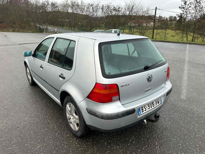 VOLKSWAGEN GOLF IV 2000