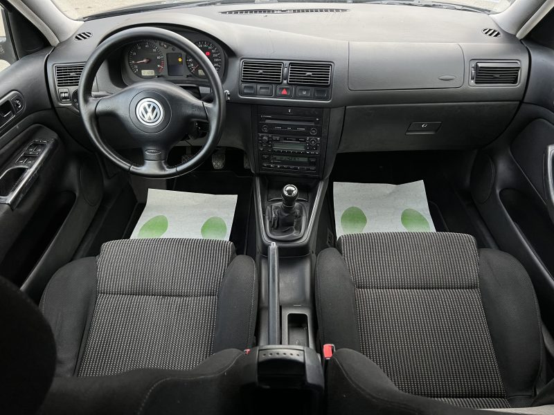 VOLKSWAGEN GOLF 4 IV 1.6 100 Cv 5 PORTES / CLIMATISATION BLUETOOTH - GARANTIE 6 MOIS