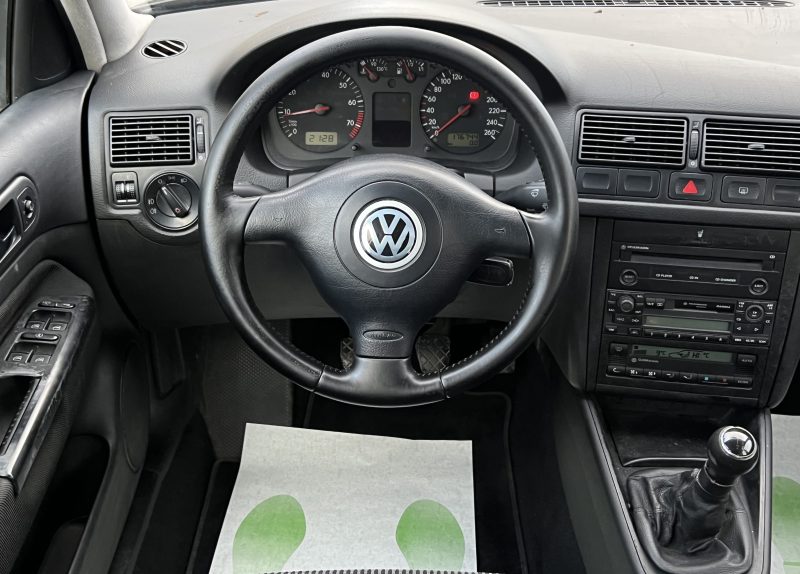 VOLKSWAGEN GOLF 4 IV 1.6 100 Cv 5 PORTES / CLIMATISATION BLUETOOTH - GARANTIE 6 MOIS