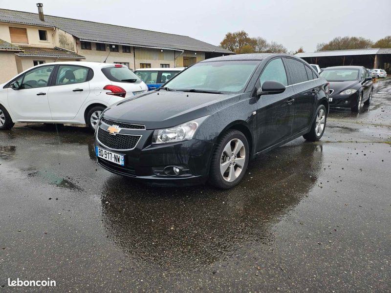 CHEVROLET CRUZE 2011