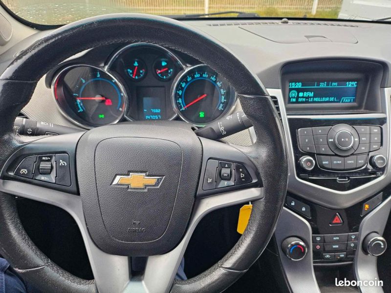 CHEVROLET CRUZE 2011