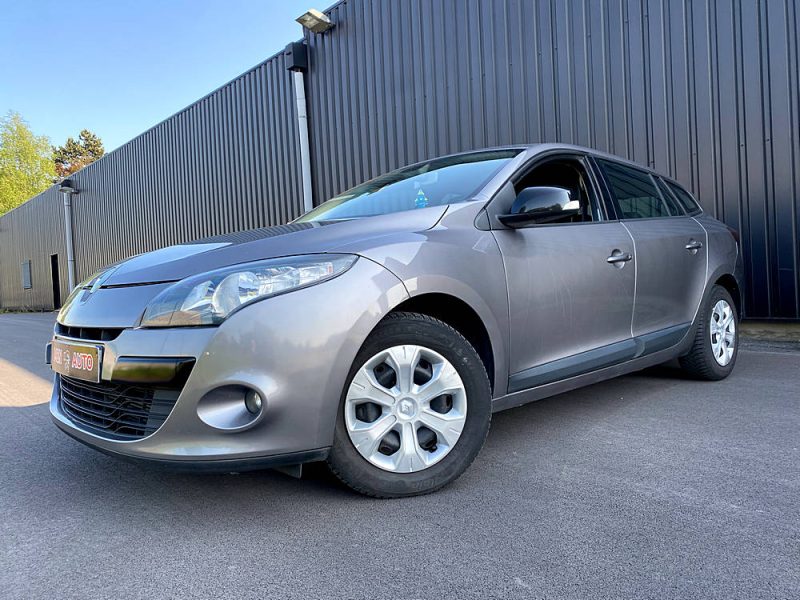 RENAULT MEGANE 2011