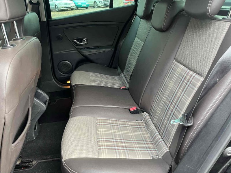 RENAULT MEGANE III 3/5 portes 2012