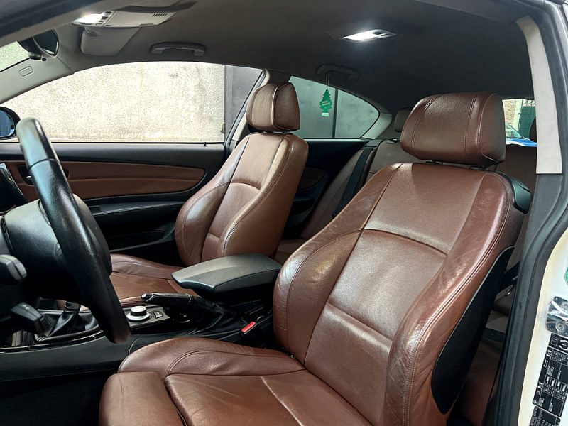 BMW  SERIE 1 120d PACK SPORT !