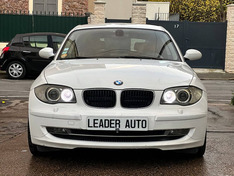 BMW  SERIE 1 120d PACK SPORT !