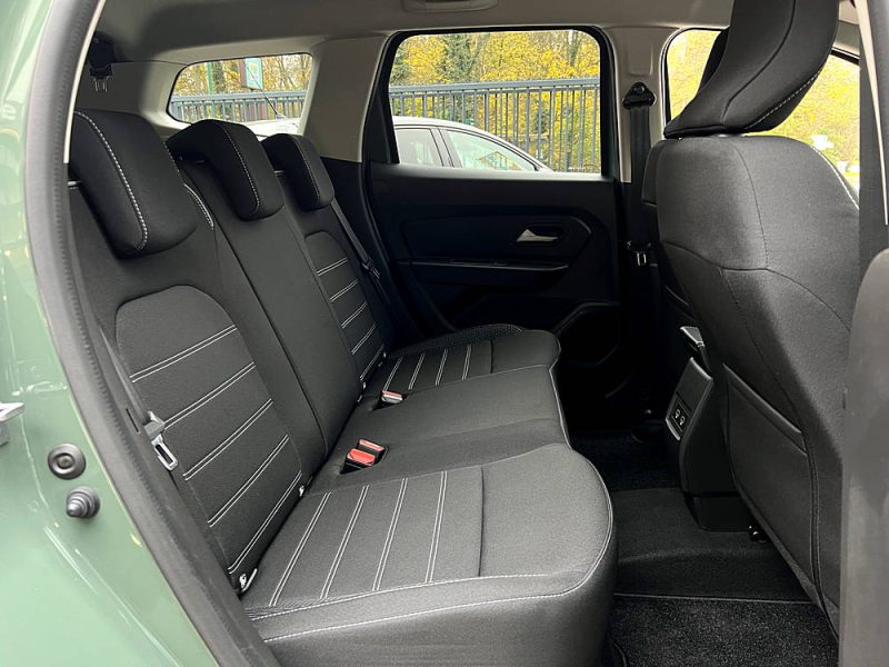 DACIA DUSTER II PHASE 2 JOURNEY + 1.0 LPG 100 Cv 2023 / 2 323 Kms 1ERE MAIN - GARANTIE CONSTRUCTEUR
