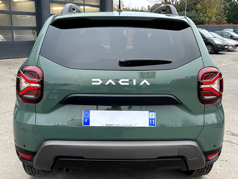 DACIA DUSTER II PHASE 2 JOURNEY + 1.0 LPG 100 Cv 2023 / 2 323 Kms 1ERE MAIN - GARANTIE CONSTRUCTEUR