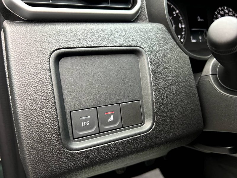 DACIA DUSTER II PHASE 2 JOURNEY + 1.0 LPG 100 Cv 2023 / 2 323 Kms 1ERE MAIN - GARANTIE CONSTRUCTEUR