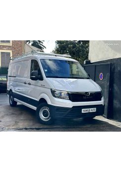 FOURGON 3140  3.5t BVA8 toit sureleve boite automatique ! 