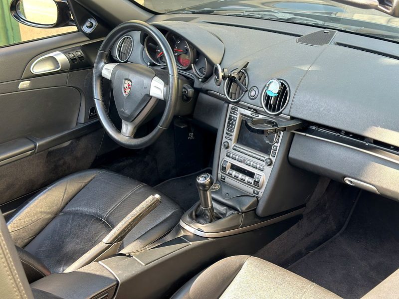 PORSCHE BOXSTER 2.7 PAYEZ EN 4X !