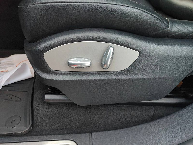 PORSCHE CAYENNE 3.0 Diesel 262cv TO + ATTELAGE