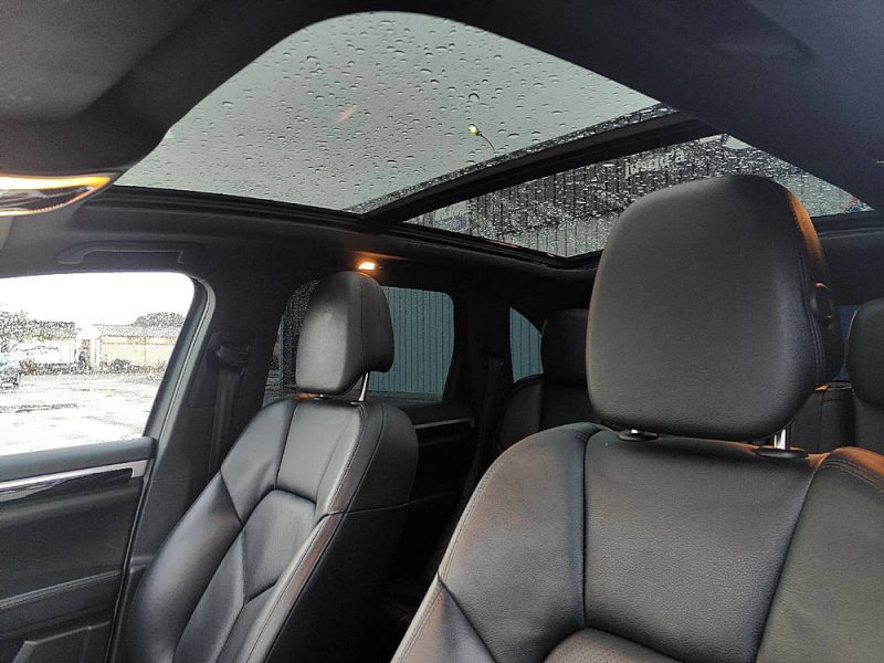 PORSCHE CAYENNE 3.0 Diesel 262cv TO + ATTELAGE