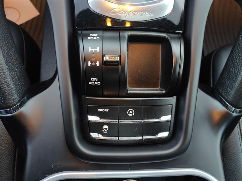 PORSCHE CAYENNE 3.0 Diesel 262cv TO + ATTELAGE