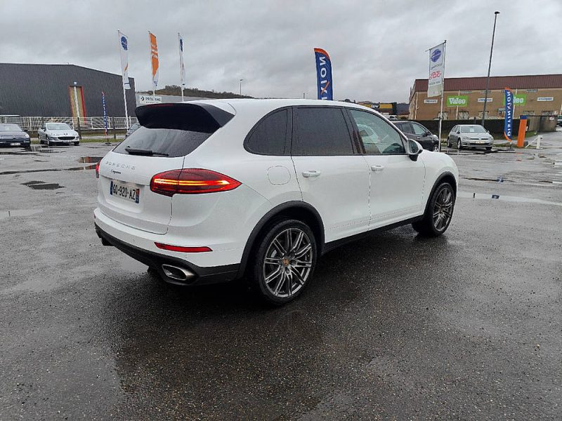 PORSCHE CAYENNE 3.0 Diesel 262cv TO + ATTELAGE