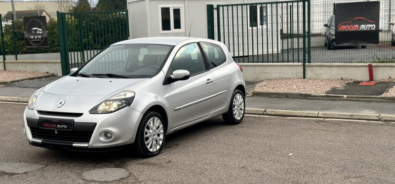 RENAULT CLIO 2010