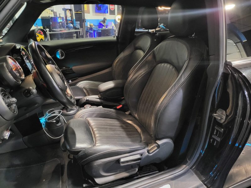 MINI COOPER S 2.0i 192cv 60 Years BVA 1ère Main // TOIT OUVRANT/SIEGES CHAUFFANT/ACCES MAINS LIBRE