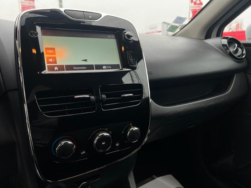 RENAULT CLIO IV 2014