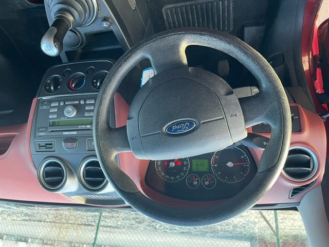 FORD FIESTA 2006 1.4i 80cv