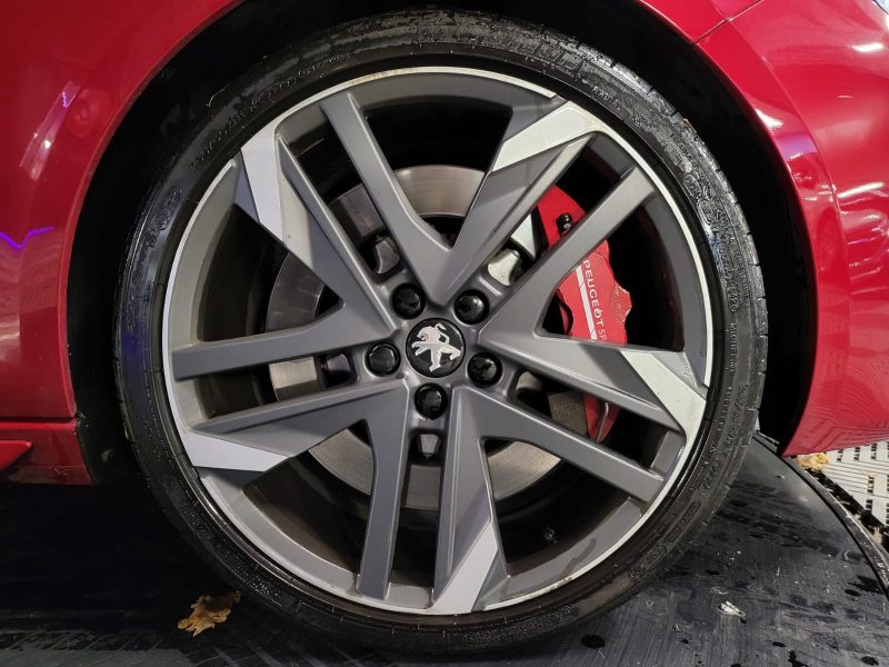 PEUGEOT 308 II 1.6 GTi PureTech 263cv APPLE CARPLAY / TOIT PANORAMIQUE