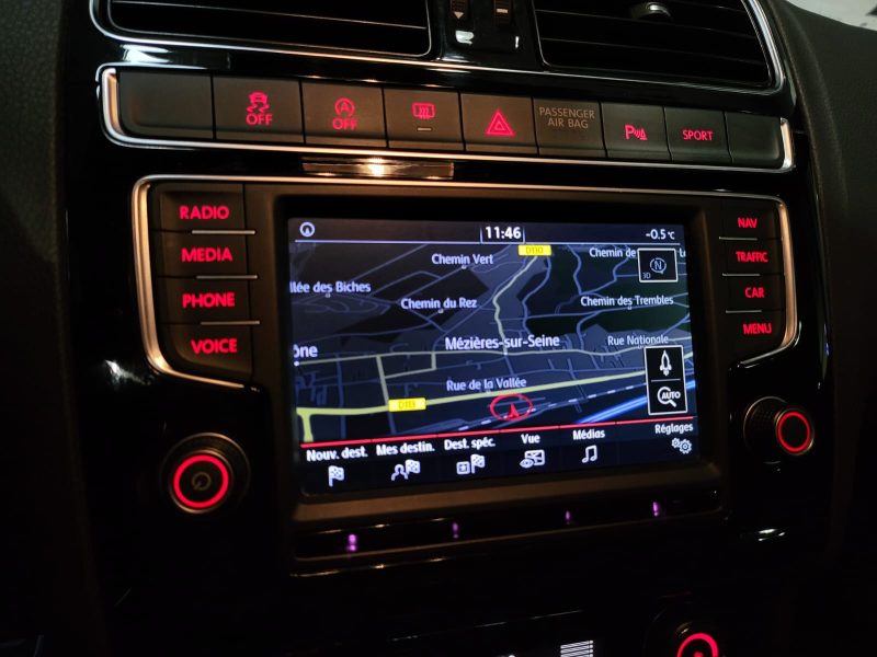 VOLKSWAGEN POLO V GTI 1.8 TSI 192cv DSG7 / APPLE CARPLAY/PHARES LEDS/PALETTES AU VOLANT