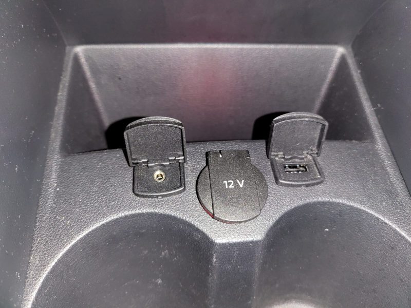 VOLKSWAGEN POLO V GTI 1.8 TSI 192cv DSG7 / APPLE CARPLAY/PHARES LEDS/PALETTES AU VOLANT