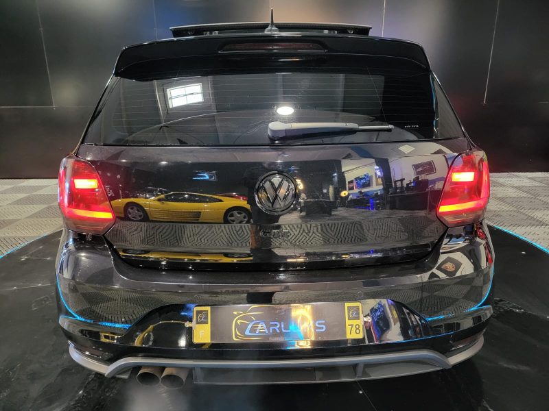 VOLKSWAGEN POLO V GTI 1.8 TSI 192cv DSG7 / APPLE CARPLAY/PHARES LEDS/PALETTES AU VOLANT