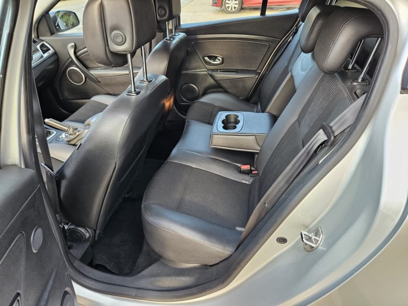 RENAULT MEGANE III 3/5 portes 2010