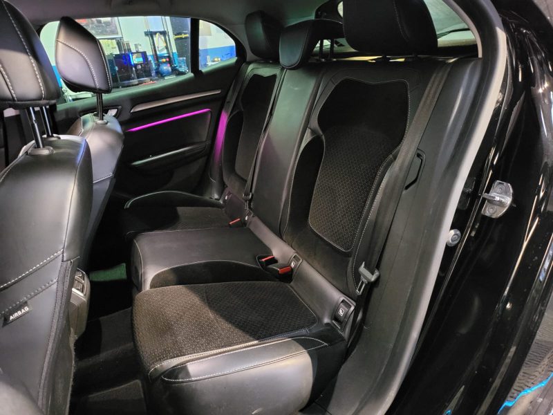 RENAULT MEGANE IV 1.5 dCi 110cv Intens BVM6 // RADAR-AV-AR/CAMERA DE RECUL/BLUETOOTH