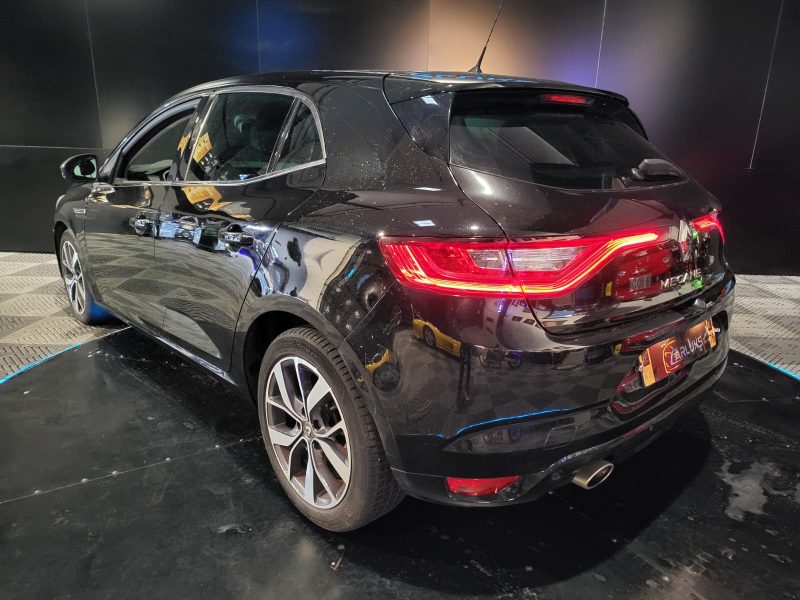 RENAULT MEGANE IV 1.5 dCi 110cv Intens BVM6 // RADAR-AV-AR/CAMERA DE RECUL/BLUETOOTH