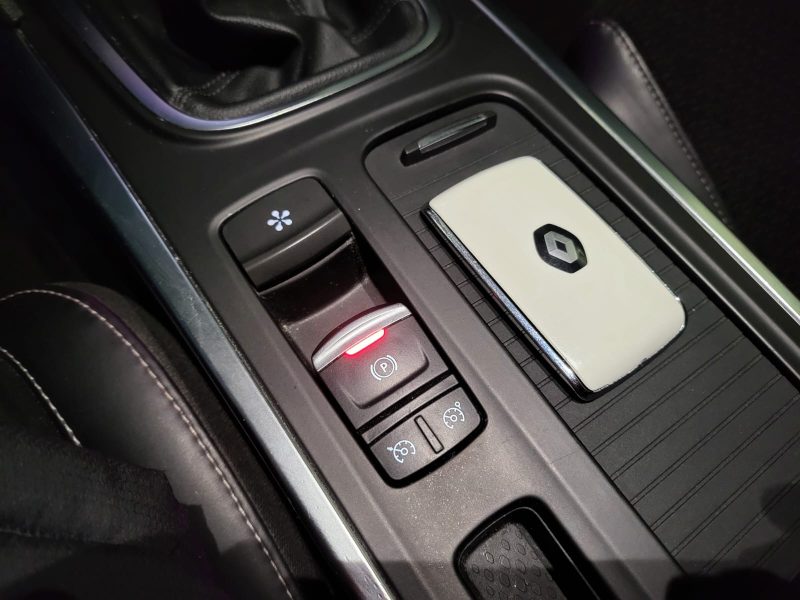 RENAULT MEGANE IV 1.5 dCi 110cv Intens BVM6 // RADAR-AV-AR/CAMERA DE RECUL/BLUETOOTH