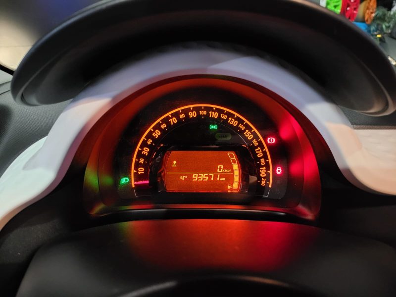 RENAULT TWINGO III 1.0 SCe 75cv Zen 1ère Main / LIMITEUR DE VITESSE/BLUETOOTH/PRISE AUX-USB