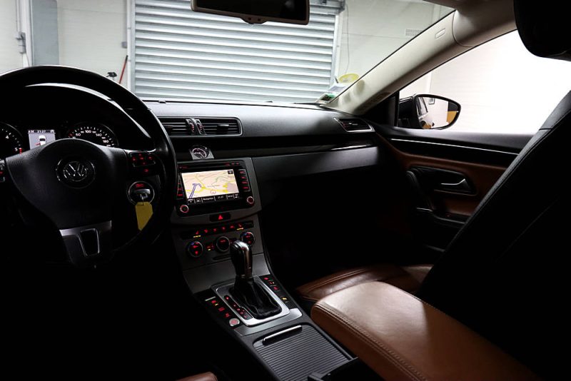 VOLKSWAGEN PASSAT CC 2013