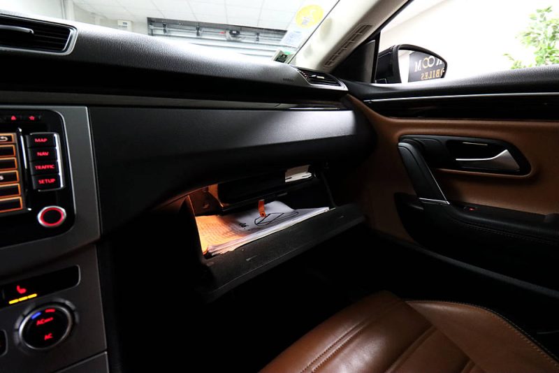 VOLKSWAGEN PASSAT CC 2013