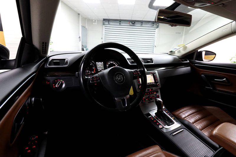 VOLKSWAGEN PASSAT CC 2013