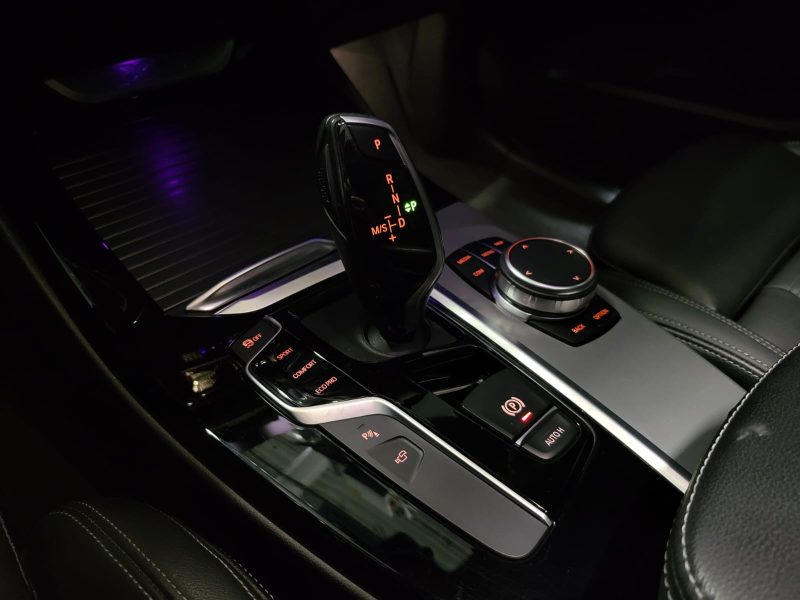 BMW X3 18d sDrive 150CH LUXURY / TOIT OUVRANT + TETE HAUTE + CAMERA 360