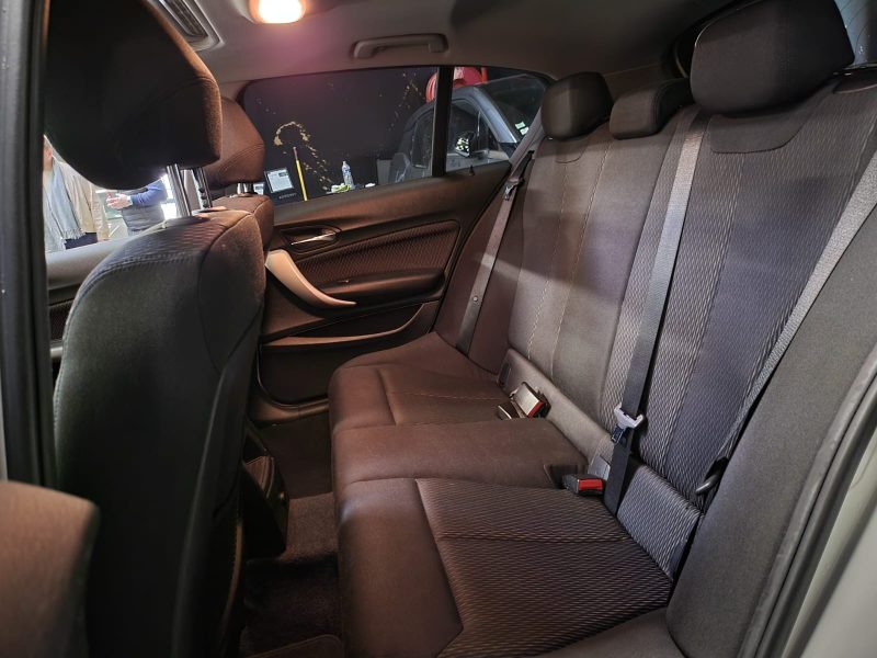 BMW SERIE 116 d 116cv URBAN BOITE AUTO TOIT OUVRANT / VOLANT M SPORT