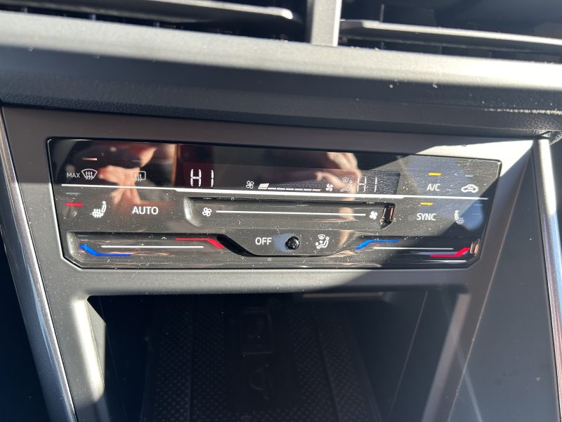 VOLKSWAGEN POLO 2023