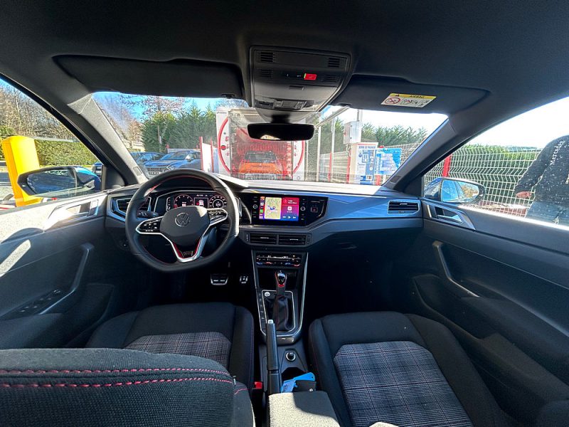 VOLKSWAGEN POLO 2023