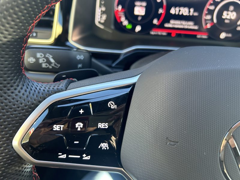 VOLKSWAGEN POLO 2023