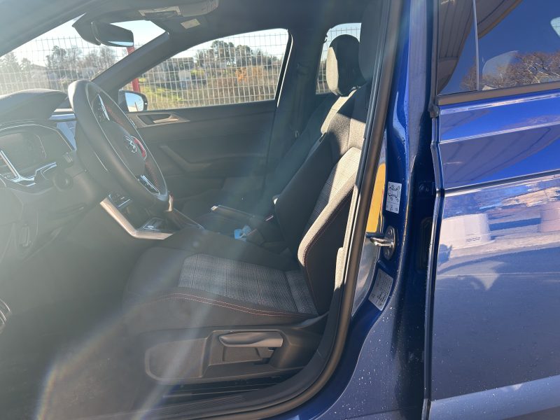 VOLKSWAGEN POLO 2023