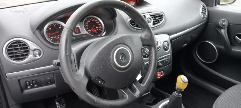RENAULT CLIO III 2009