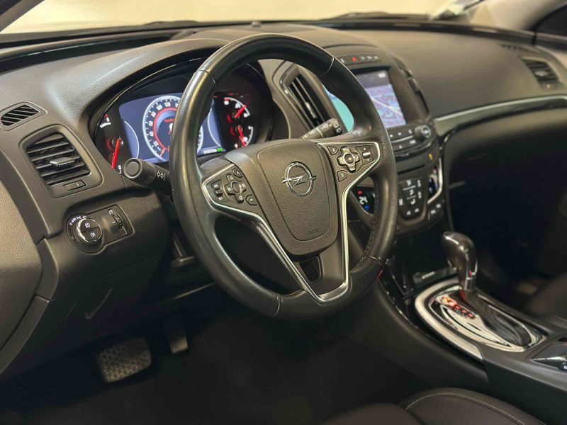 OPEL INSIGNIA SP TOURER 2013