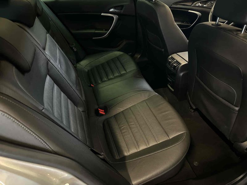 OPEL INSIGNIA SP TOURER 2013