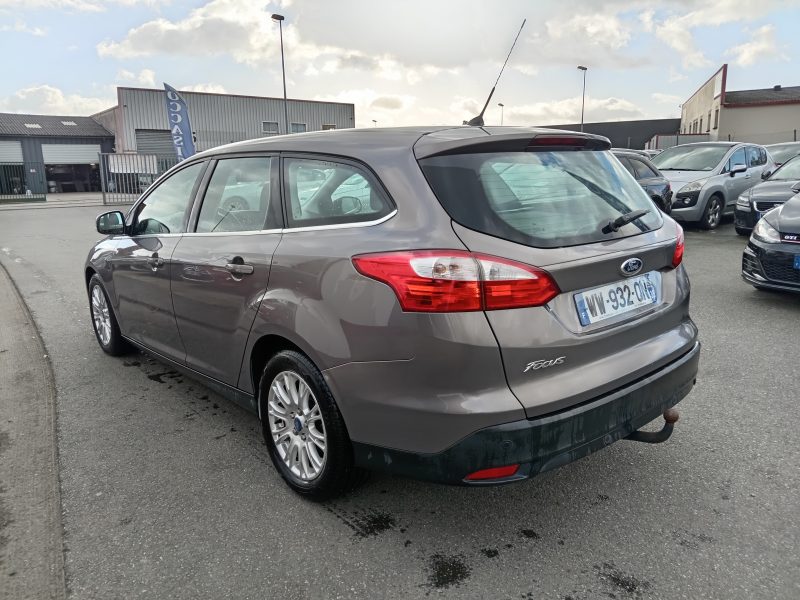 FORD FOCUS III  2011